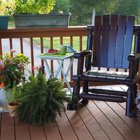 Bedford Landings Bed & Breakfast Moneta Dış mekan fotoğraf