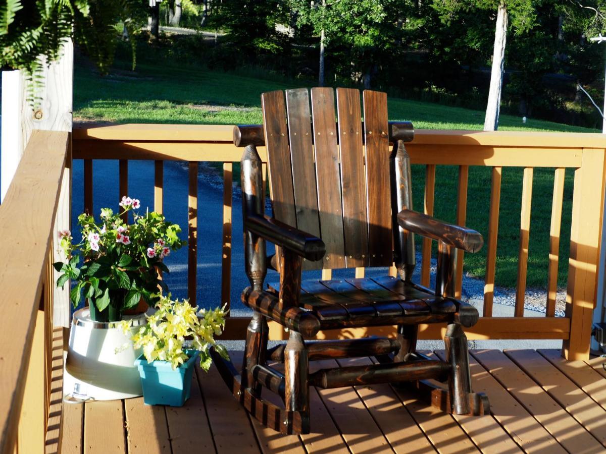 Bedford Landings Bed & Breakfast Moneta Dış mekan fotoğraf