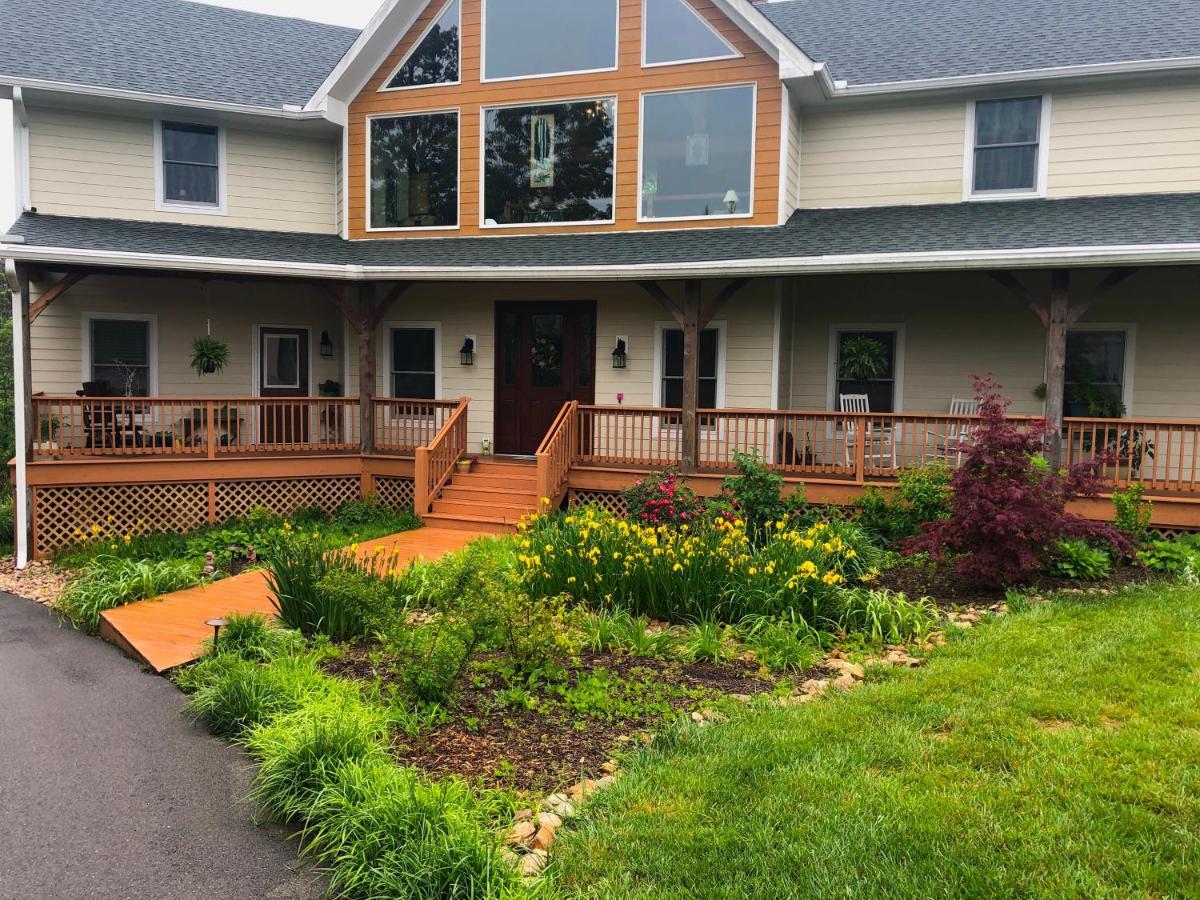 Bedford Landings Bed & Breakfast Moneta Dış mekan fotoğraf