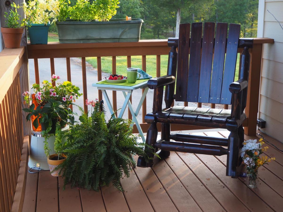 Bedford Landings Bed & Breakfast Moneta Dış mekan fotoğraf